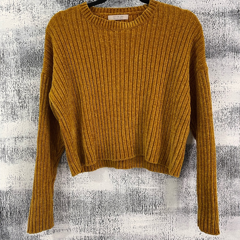 ACTIVE USA MUSTARD YELLOW VELOUR CROPPED SWEATER